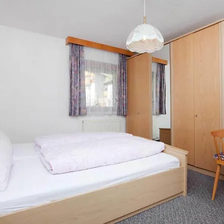 Spacious In Kappl Near The Area Feriehus